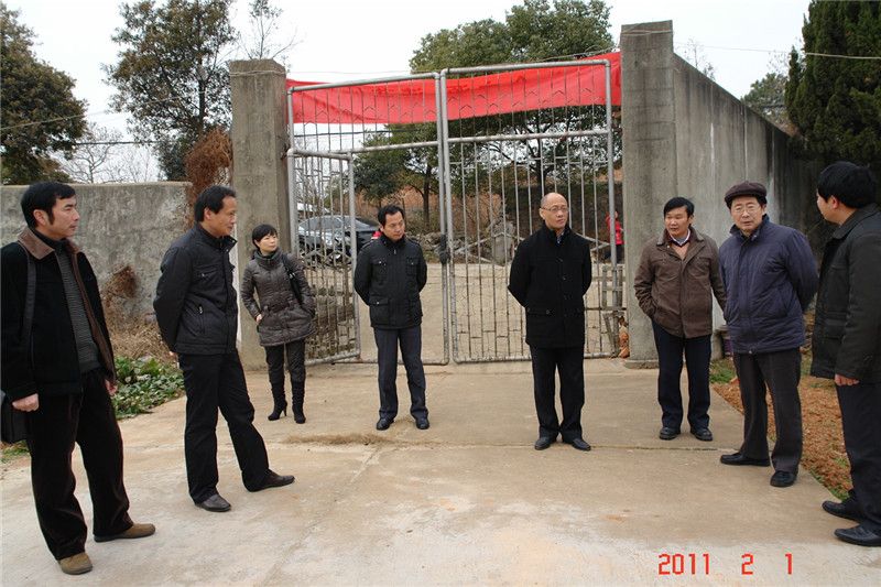 校領導視察后勤集團水電中心